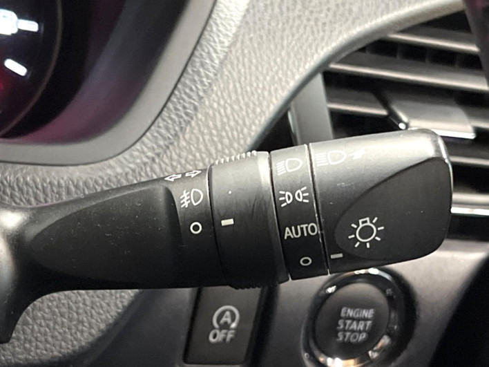 2020 Toyota Noah DBA-ZRR80W (UW-6a1ba77da1a1a)[14]