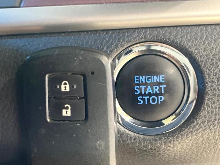 2017 Toyota Harrier DBA-ZSU60W (UW-6a1ba781352e6)[20]