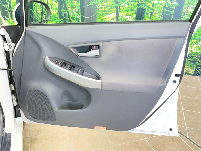 2010 Toyota Prius DAA-ZVW30 (UW-6a1ba787383c0)[28]