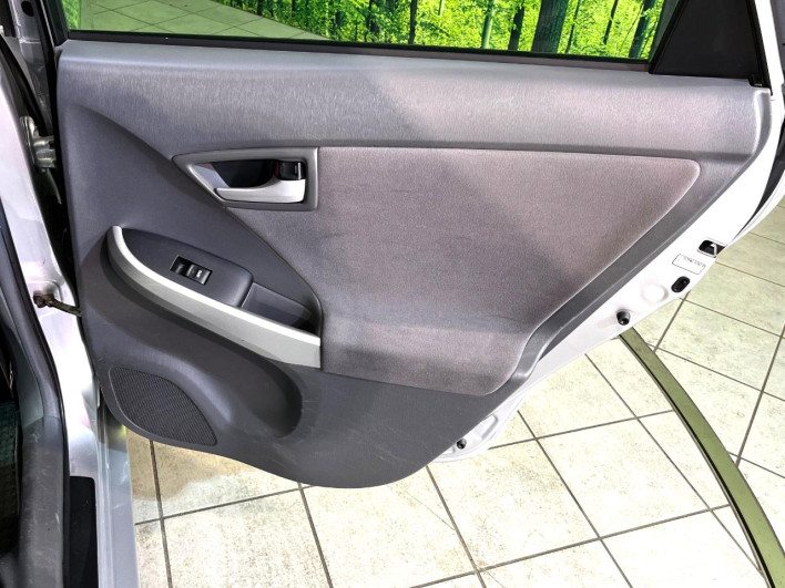 2010 Toyota Prius DAA-ZVW30 (UW-6a1ba787f2c47)[28]
