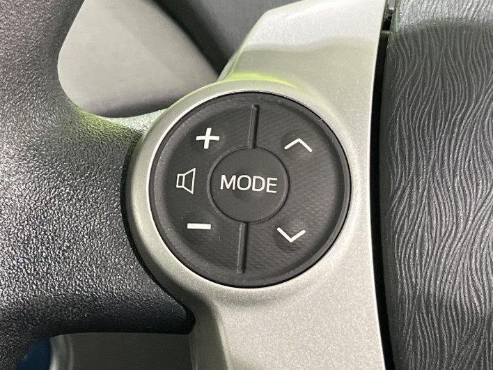 2012 Toyota Prius DAA-ZVW30 (UW-6a1ba78824f1a)[19]