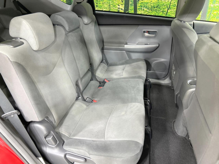 2013 Toyota Prius α DAA-ZVW40W (UW-6a1ba7891c2de)[23]