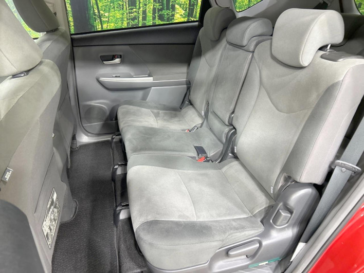 2013 Toyota Prius α DAA-ZVW40W (UW-6a1ba7891c2de)[20]