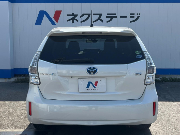 2013 Toyota Prius α DAA-ZVW41W (UW-6a1ba789e8156)[21]