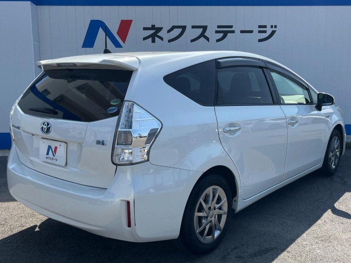 2013 Toyota Prius α DAA-ZVW41W (UW-6a1ba789e8156)[22]