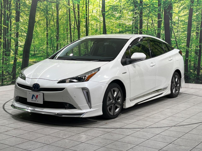 2020 Toyota Prius DAA-ZVW51 (UW-6a1ba78d7e79e)[4]