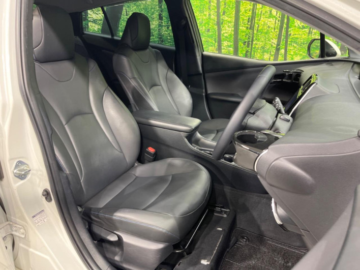 2020 Toyota Prius DAA-ZVW51 (UW-6a1ba78d7e79e)[29]