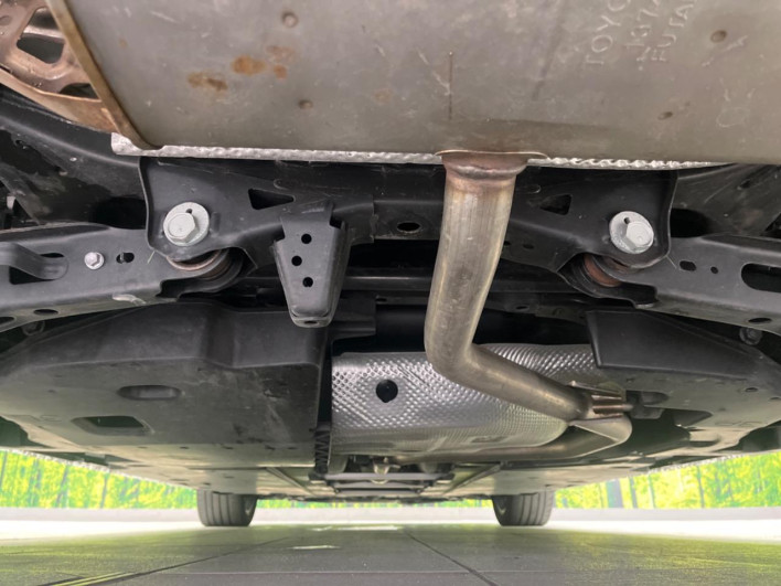 2022 Toyota Prius 6AA-ZVW51 (UW-6a1ba78e66401)[19]