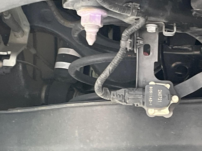 2022 Toyota Prius 6AA-ZVW51 (UW-6a1ba78e66401)[20]