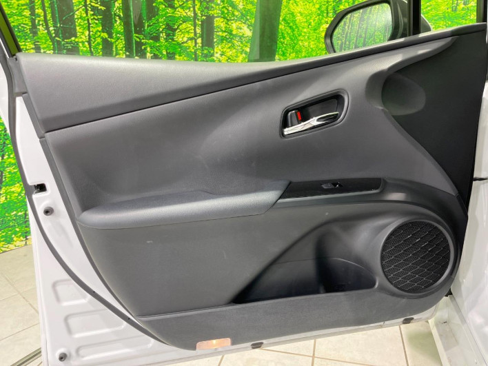 2022 Toyota Prius 6AA-ZVW51 (UW-6a1ba78f48576)[27]