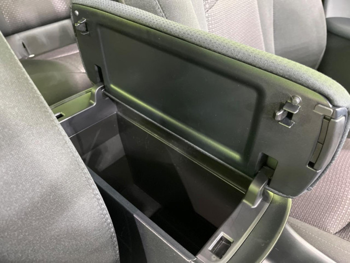 2022 Toyota Prius 6AA-ZVW51 (UW-6a1ba78f48576)[10]