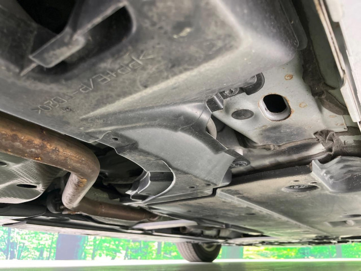 2022 Toyota Prius 6AA-ZVW51 (UW-6a1ba78f48576)[22]