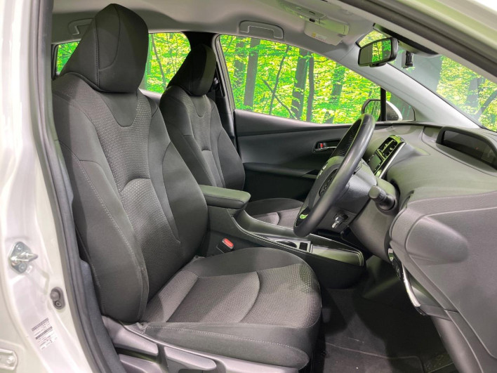 2022 Toyota Prius 6AA-ZVW51 (UW-6a1ba78f48576)[8]
