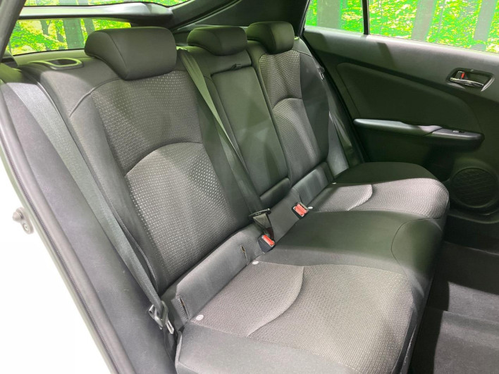 2022 Toyota Prius 6AA-ZVW51 (UW-6a1ba78f48576)[11]
