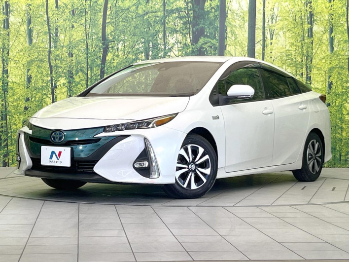 2017 Toyota Prius PHV DLA-ZVW52 (UW-6a1ba7917184b)[0]