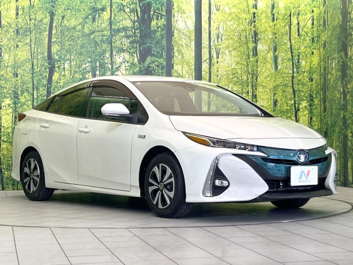 2017 Toyota Prius PHV DLA-ZVW52 (UW-6a1ba7917184b)[6]