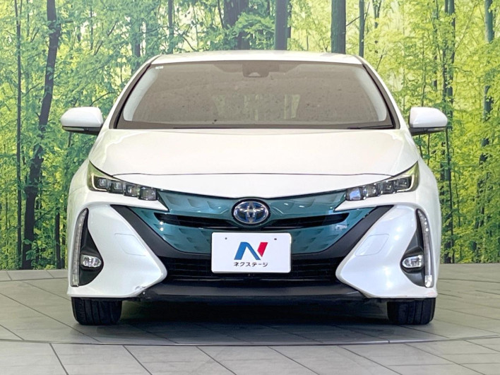 2017 Toyota Prius PHV DLA-ZVW52 (UW-6a1ba7917184b)[5]