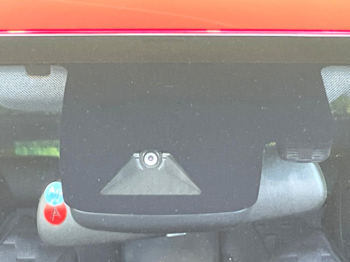 2017 Toyota Prius PHV DLA-ZVW52 (UW-6a1ba79175e6e)[20]