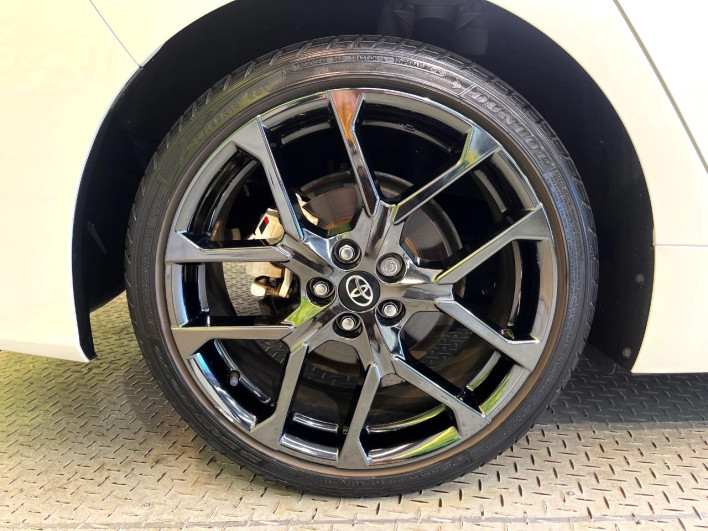 2018 Toyota Prius PHV DLA-ZVW52 (UW-6a1ba791b29e6)[27]