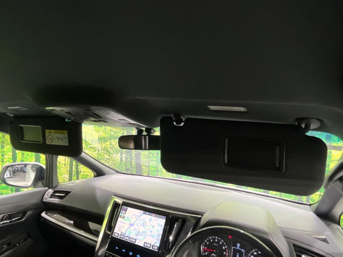 2017 Toyota Alphard DBA-AGH30W (UW-6a1e48898fdd0)[25]