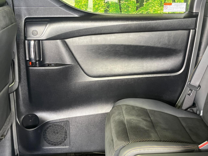 2020 Toyota Vellfire 3BA-AGH30W (UW-6a1e489181a5d)[20]