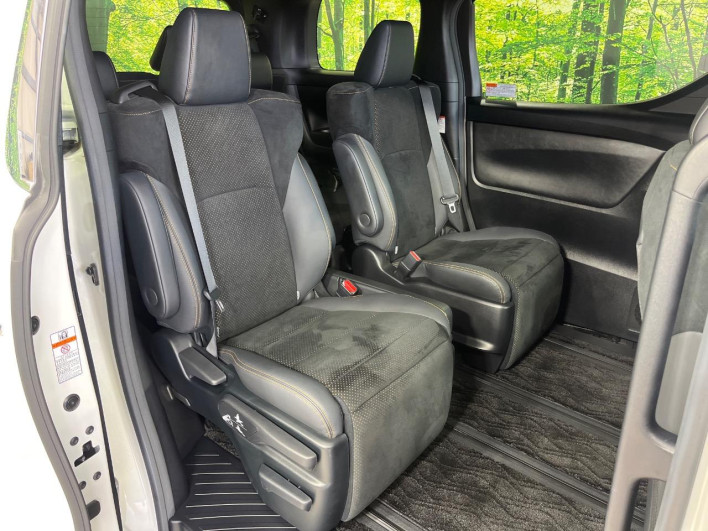 2020 Toyota Vellfire 3BA-AGH30W (UW-6a1e489181a5d)[8]