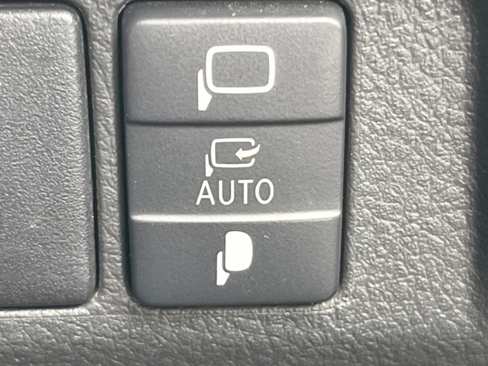 2012 Toyota Vellfire DBA-ANH20W (UW-6a1e4898e715e)[18]