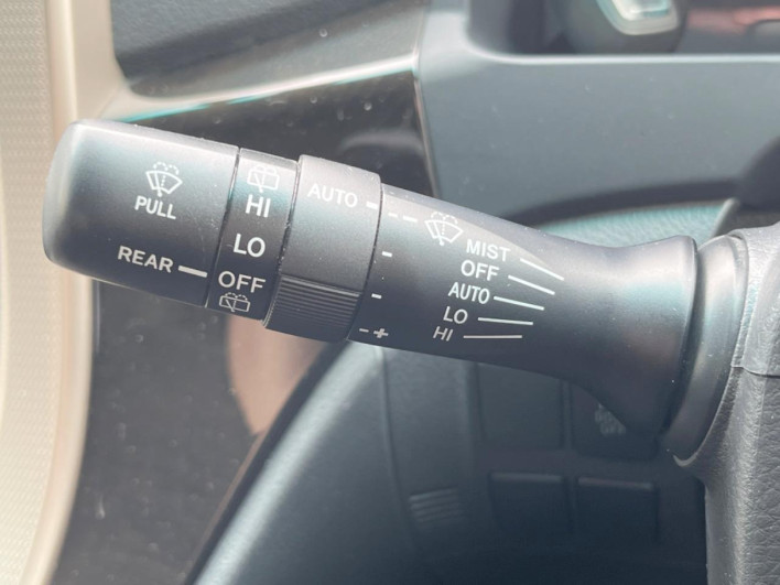 2012 Toyota Vellfire DBA-ANH20W (UW-6a1e4898e715e)[14]