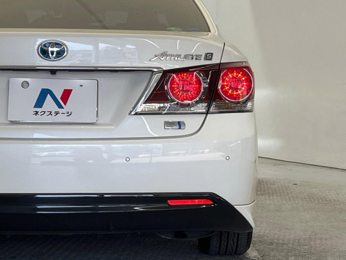 2017 Toyota Crown Hybrid DAA-AWS210 (UW-6a1e489e57c94)[18]