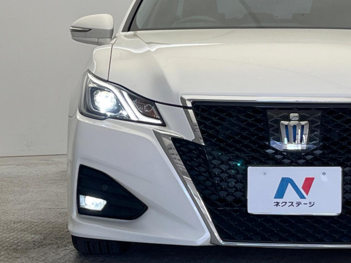 2017 Toyota Crown Hybrid DAA-AWS210 (UW-6a1e489e57c94)[9]