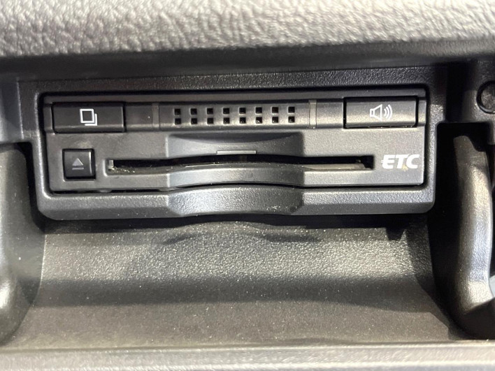2015 Toyota Crown Hybrid DAA-AWS211 (UW-6a1e489e7e8ce)[21]
