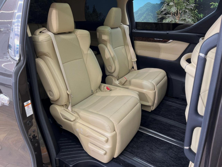 2019 Toyota Alphard Hybrid DAA-AYH30W (UW-6a1e48ac90880)[29]