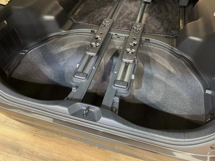 2019 Toyota Alphard Hybrid DAA-AYH30W (UW-6a1e48ac90880)[6]