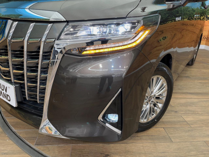 2019 Toyota Alphard Hybrid DAA-AYH30W (UW-6a1e48ac90880)[18]