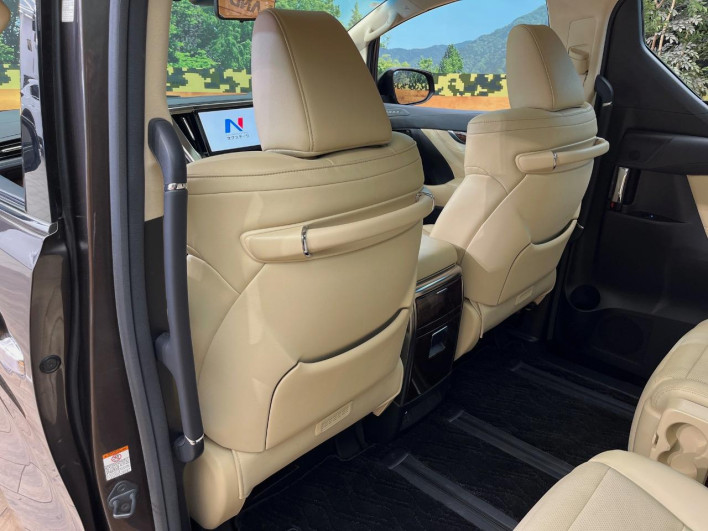 2019 Toyota Alphard Hybrid DAA-AYH30W (UW-6a1e48ac90880)[26]