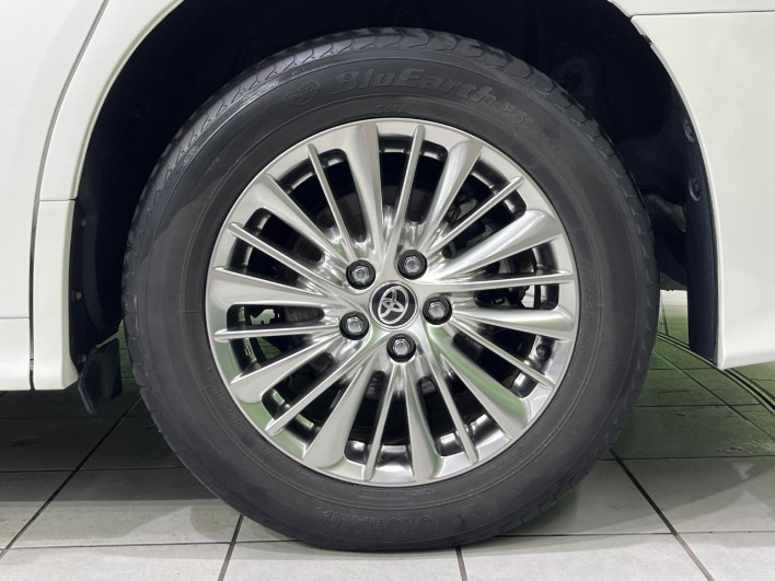2020 Toyota Alphard Hybrid 6AA-AYH30W (UW-6a1e48ad56f76)[11]