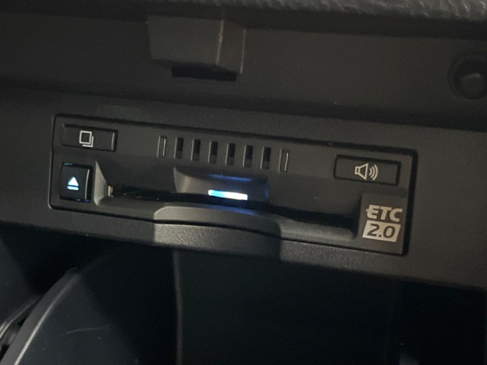 2022 Toyota Alphard Hybrid 6AA-AYH30W (UW-6a1e48ae7fa33)[28]