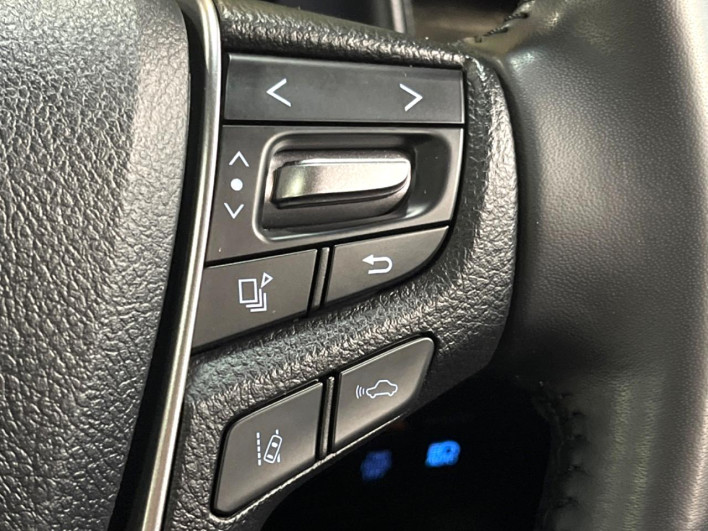 2022 Toyota Alphard Hybrid 6AA-AYH30W (UW-6a1e48ae7fa33)[18]