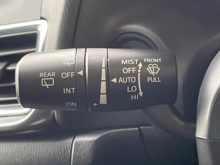 2016 Mazda Axela Sports LDA-BMLFS (UW-6a1e48cb948d6)[15]