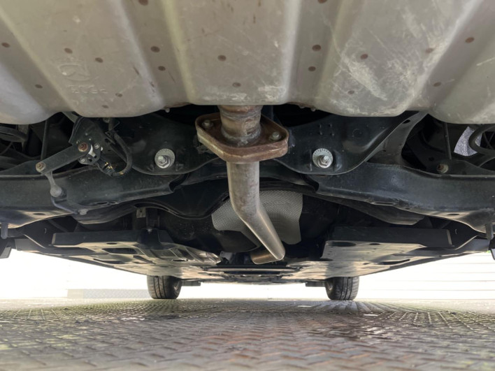 2016 Mazda Axela Sports LDA-BMLFS (UW-6a1e48cb948d6)[27]