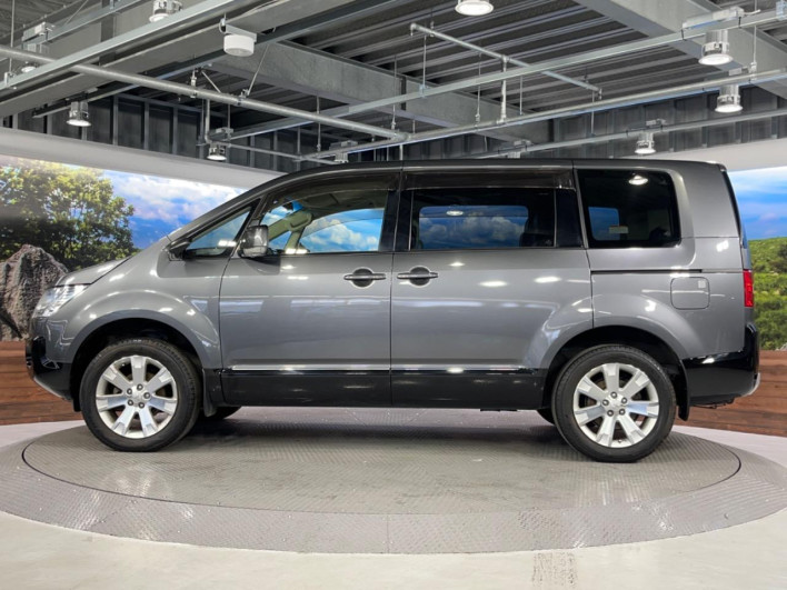 2013 Mitsubishi Delica D:5 LDA-CV1W (UW-6a1e48d05fefe)[12]