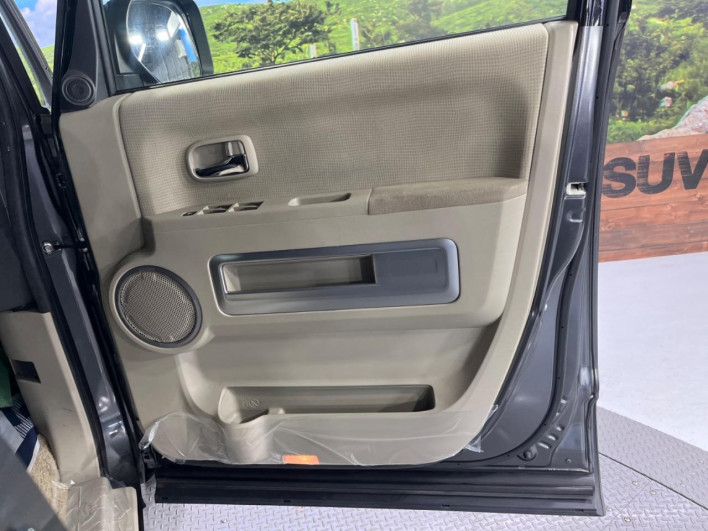2013 Mitsubishi Delica D:5 LDA-CV1W (UW-6a1e48d05fefe)[21]