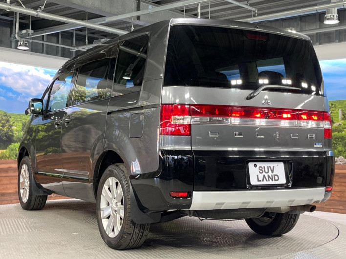 2013 Mitsubishi Delica D:5 LDA-CV1W (UW-6a1e48d05fefe)[11]