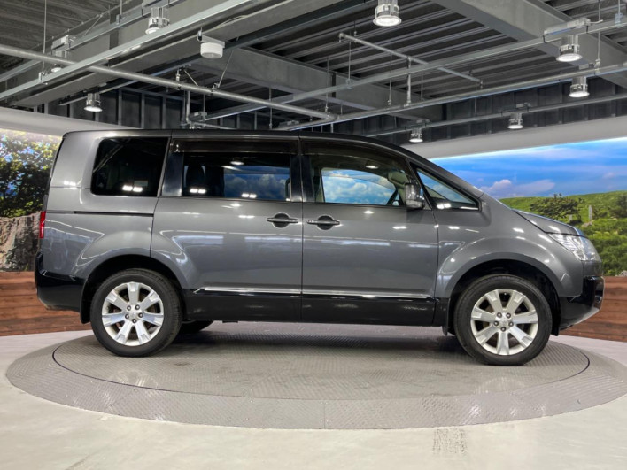 2013 Mitsubishi Delica D:5 LDA-CV1W (UW-6a1e48d05fefe)[8]