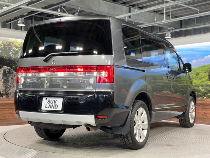 2013 Mitsubishi Delica D:5 LDA-CV1W (UW-6a1e48d05fefe)[9]