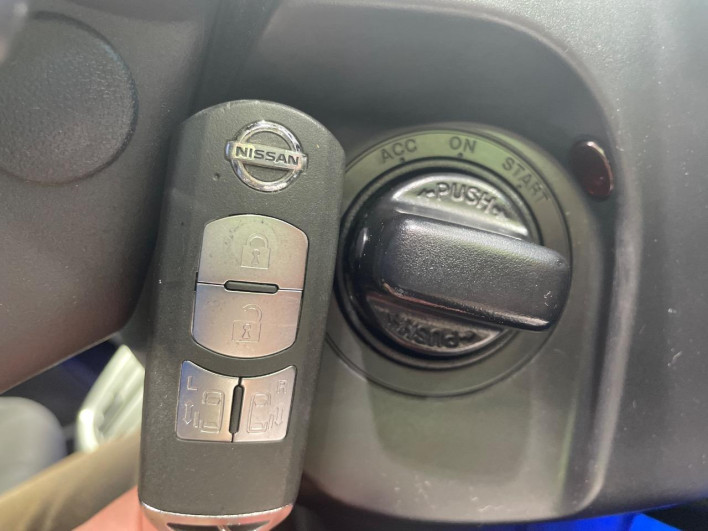 2013 Nissan La Festa DBA-CWFFWN (UW-6a1e48d5d6467)[15]