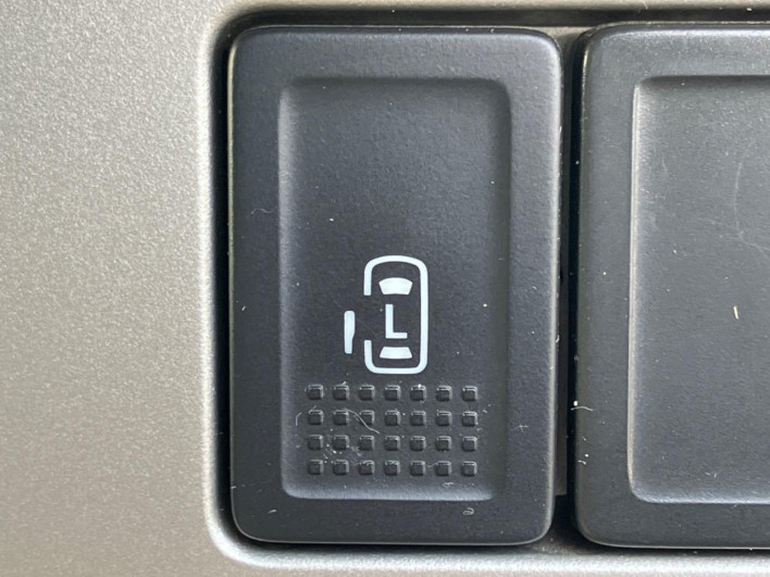 2007 Suzuki Every Wagon ABA-DA64W (UW-6a1e48d934008)[16]