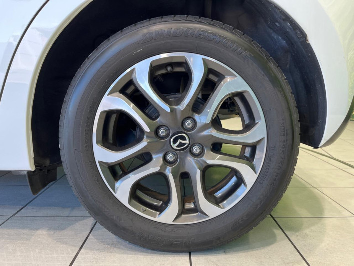 2016 Mazda Demio LDA-DJ5FS (UW-6a1e48da88b2e)[12]