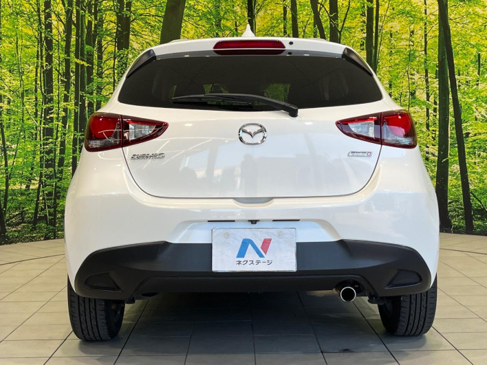 2016 Mazda Demio LDA-DJ5FS (UW-6a1e48da88b2e)[18]