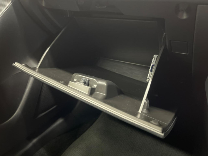 2016 Mazda Demio LDA-DJ5FS (UW-6a1e48da91108)[22]